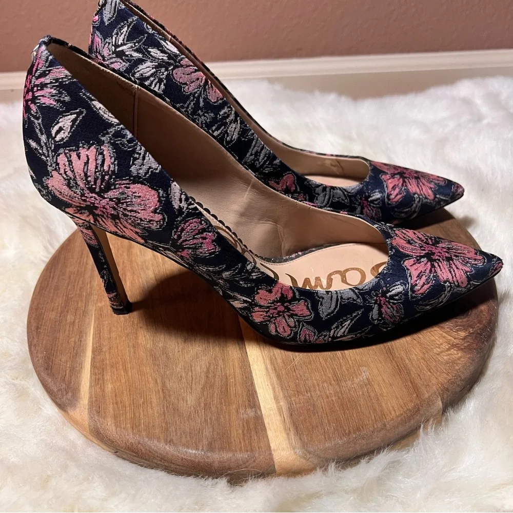 Sam Edelman Navy Blue and Pink Heels with Floral Embroidery Size 8 - Picture 3 of 13